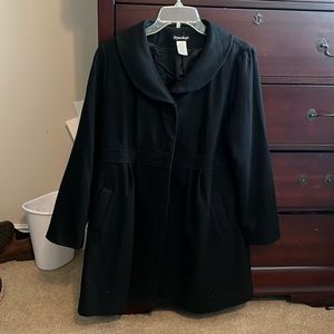 Women’s maternity coat